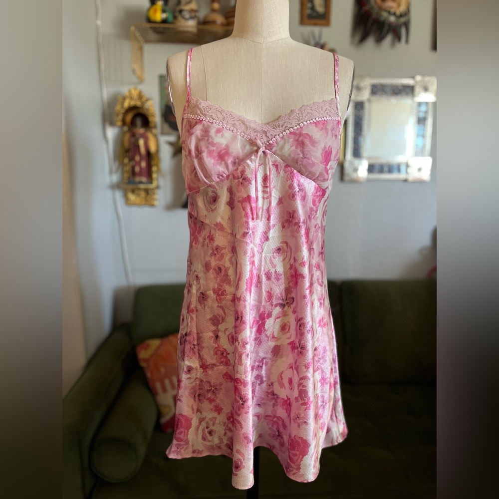 Morgan Taylor intimates pink floral slip dress